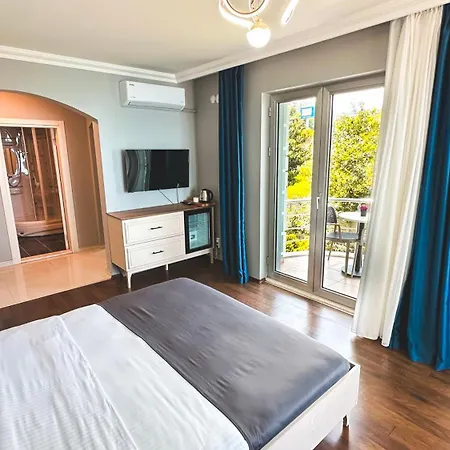 Camlica Hotel 2*
