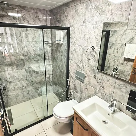 Camlica Hotel 2*